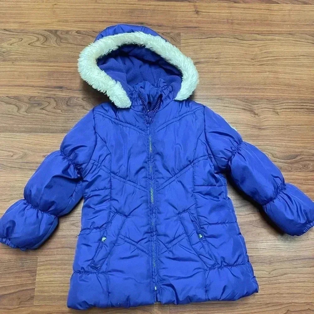 OshKosh B’gosh girl purple winter jacket, size 4